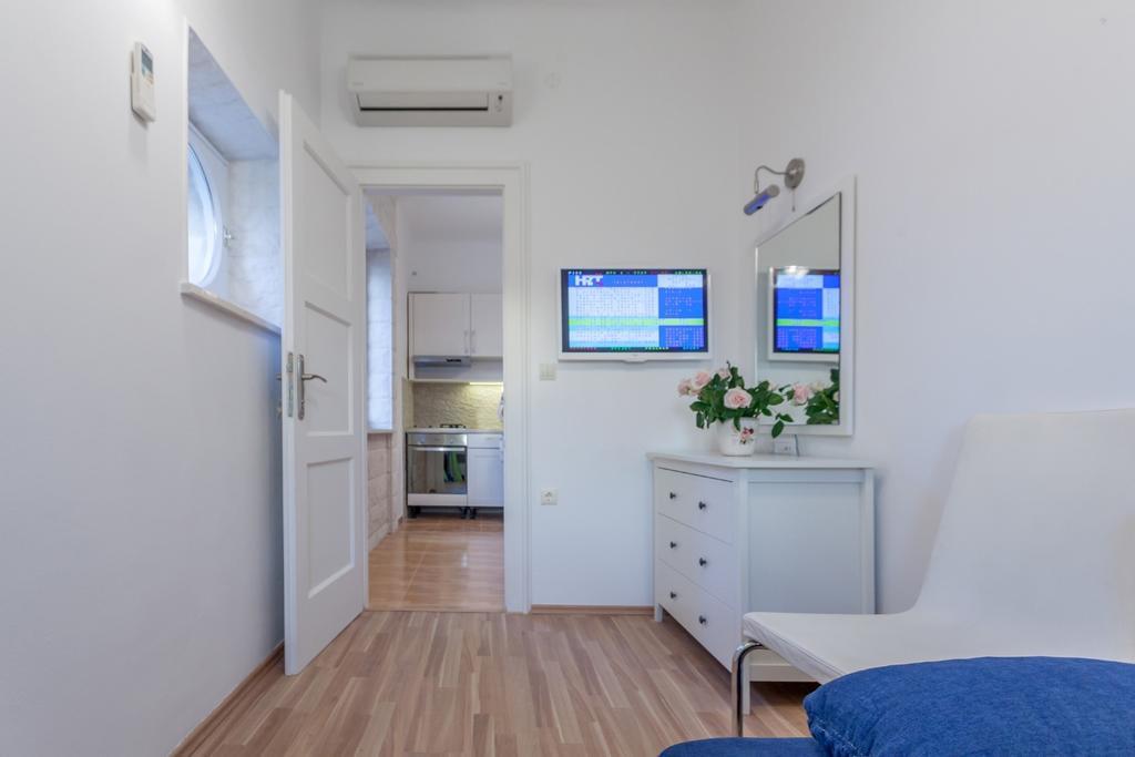 Chic Apartment In Center Split Chambre photo
